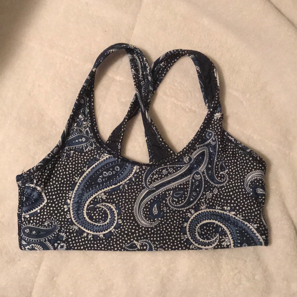 Sports bra